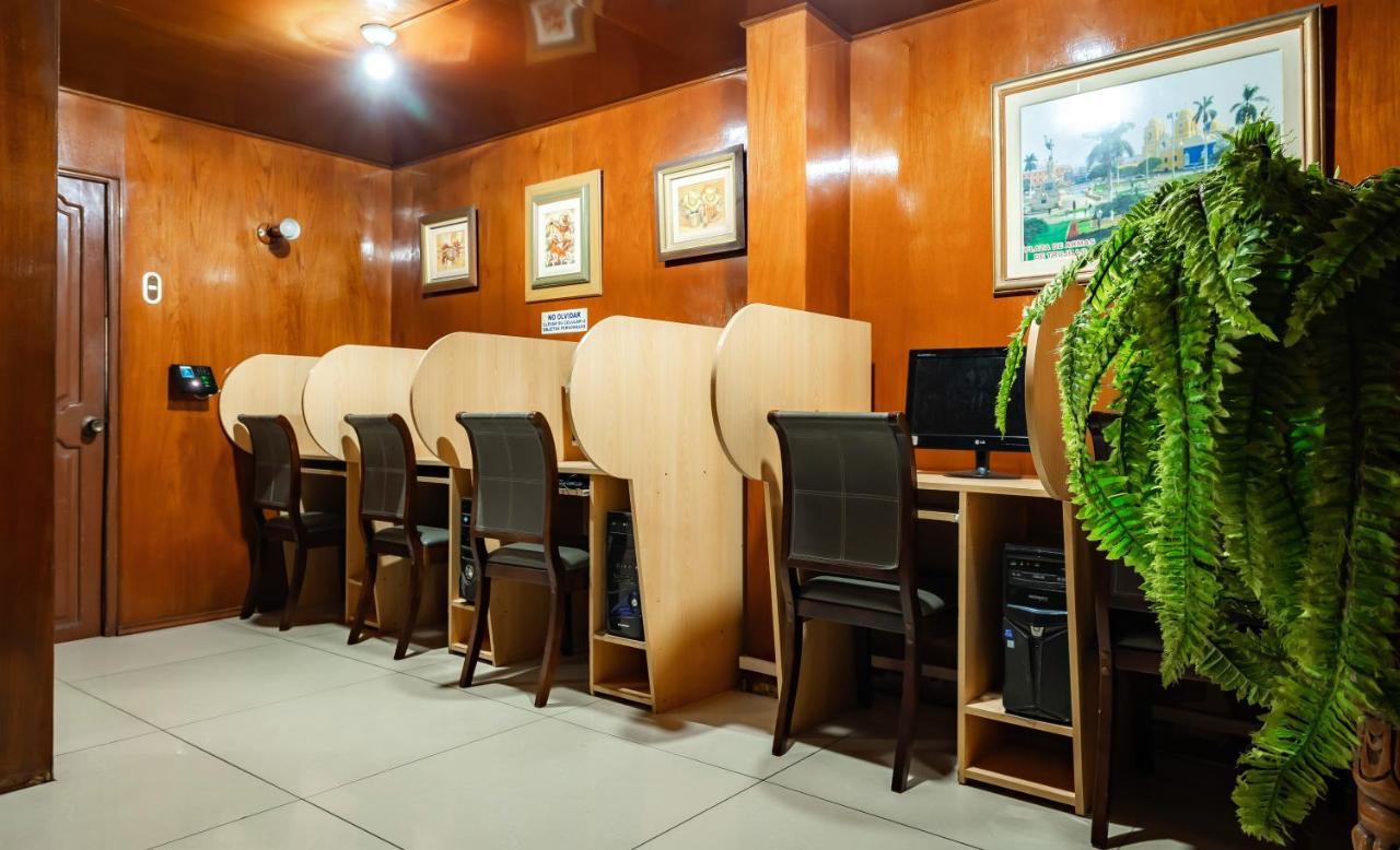 Recreo Hotel Trujillo